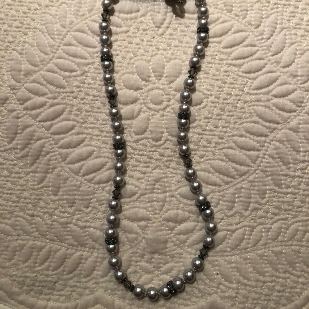 Gray pearls with crystal necklace and earrings set